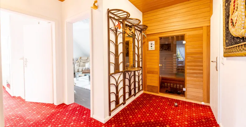 mit vorgelagerter Infrarotsauna