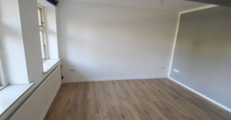 weiteres Zimmer hinter dem Heizungsraum