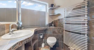 von_poll_real_estate_property_25404010_image_8