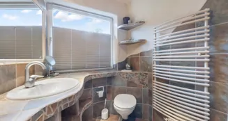 von_poll_real_estate_property_25404010_image_8