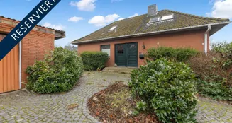 von_poll_real_estate_property_25404010_image_0