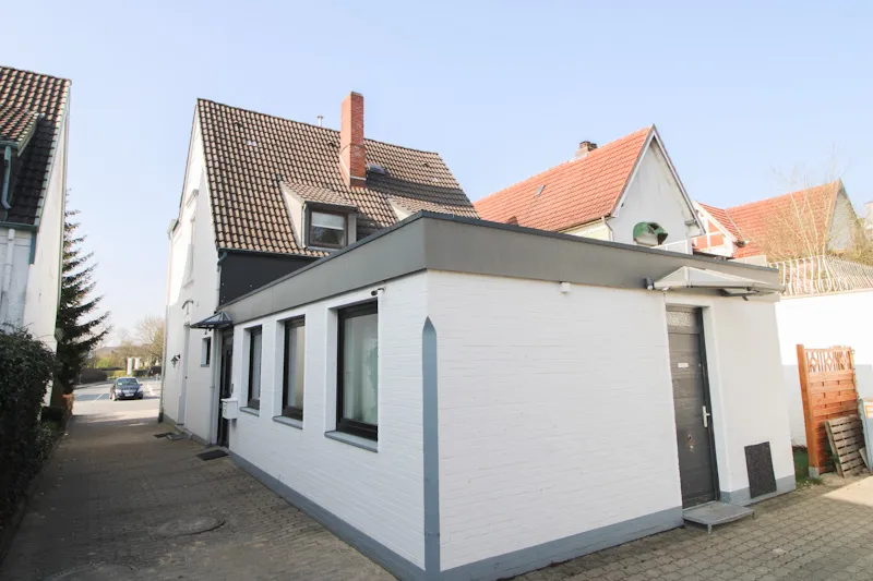 Anbau mit Praxiseingang