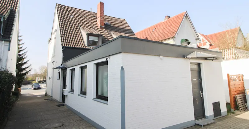 Anbau mit Praxiseingang