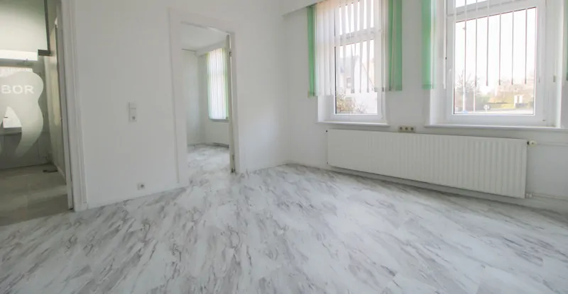 2. großes Zimmer im Erdgeschoss