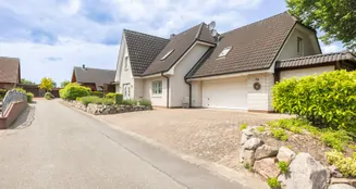 von_poll_real_estate_property_25404011_image_1