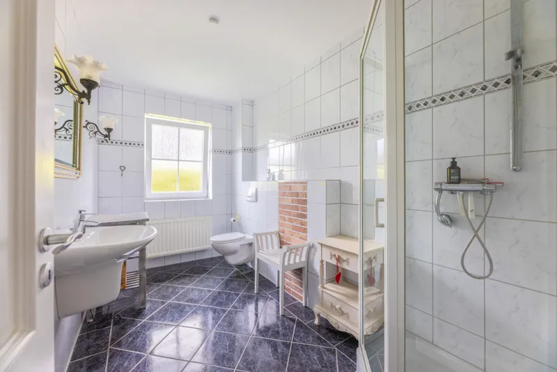 Duschbad im Erdgeschoss