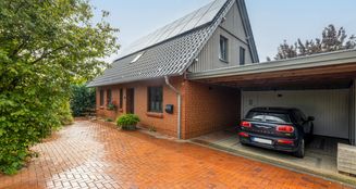 von_poll_real_estate_property_25266017_image_0