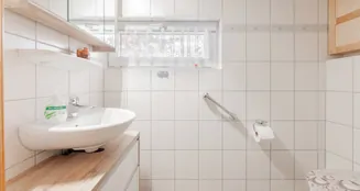 von_poll_real_estate_property_25266018_image_14