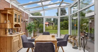 von_poll_real_estate_property_25266018_image_9