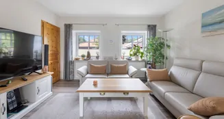 von_poll_real_estate_property_25266018_image_5