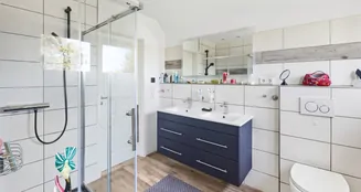 von_poll_real_estate_property_25266019_image_17