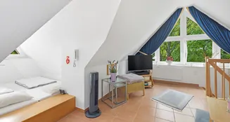 von_poll_real_estate_property_25266022_image_19