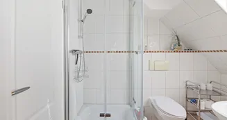 von_poll_real_estate_property_25266022_image_21