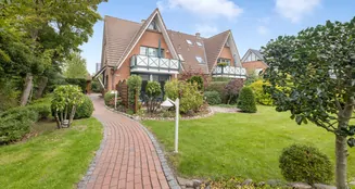 von_poll_real_estate_property_25266022_image_0