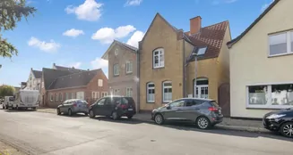 von_poll_real_estate_property_25404023_image_1