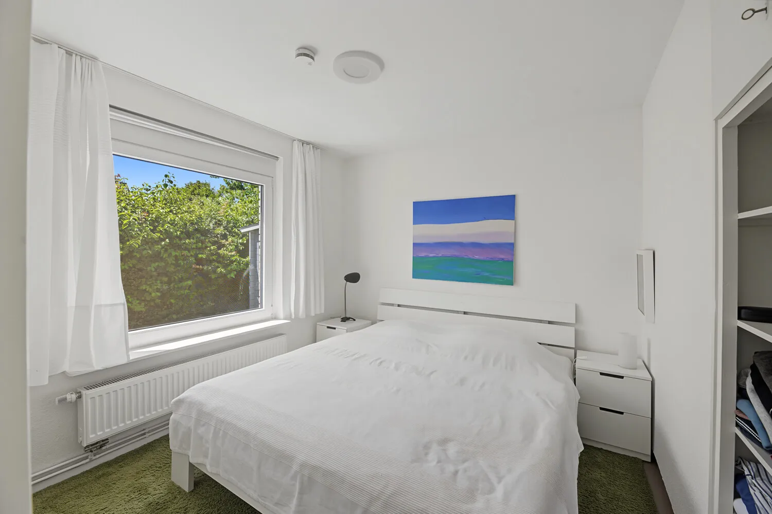 Schlafzimmer mit Einbauschrank
