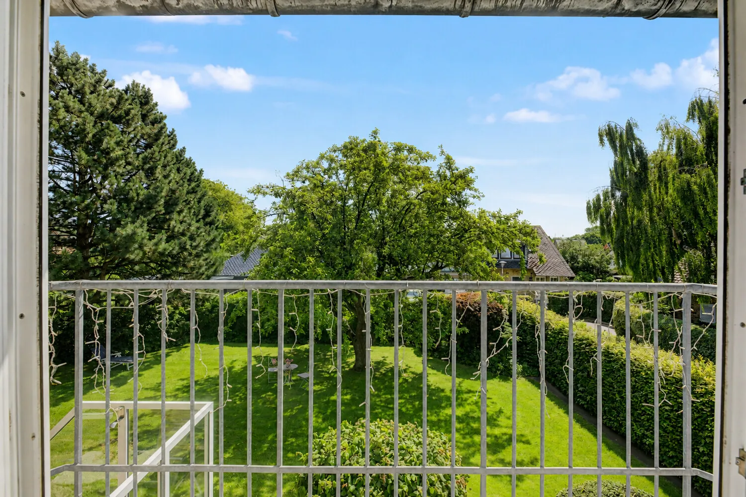 direkter Ausblick vom Balkon