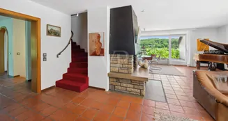 von_poll_real_estate_property_23325009_image_9