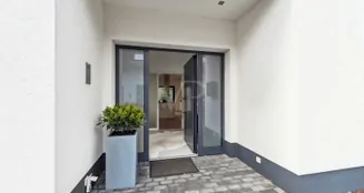 von_poll_real_estate_property_25325001_image_2