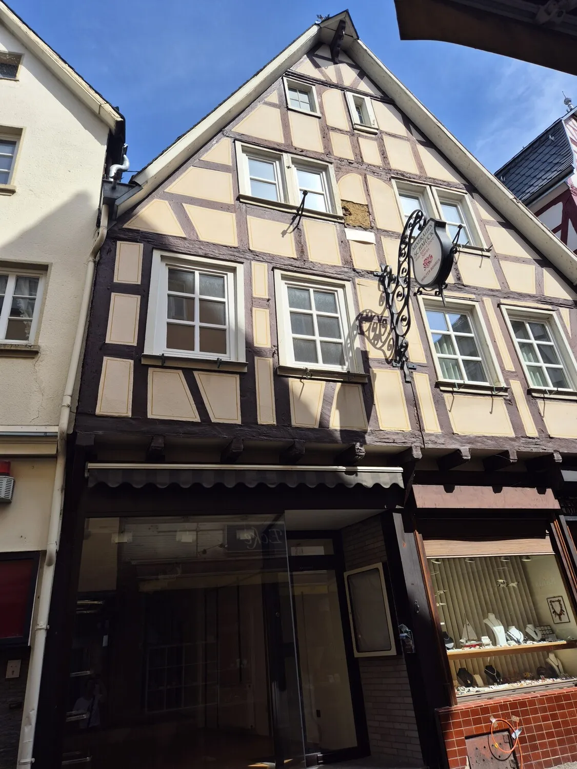 Historisches Fachwerkhaus mit Charme, modernisiert für Ihr Stadtleben