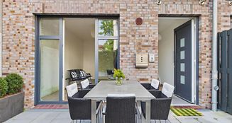 von_poll_real_estate_property_25139004_image_0