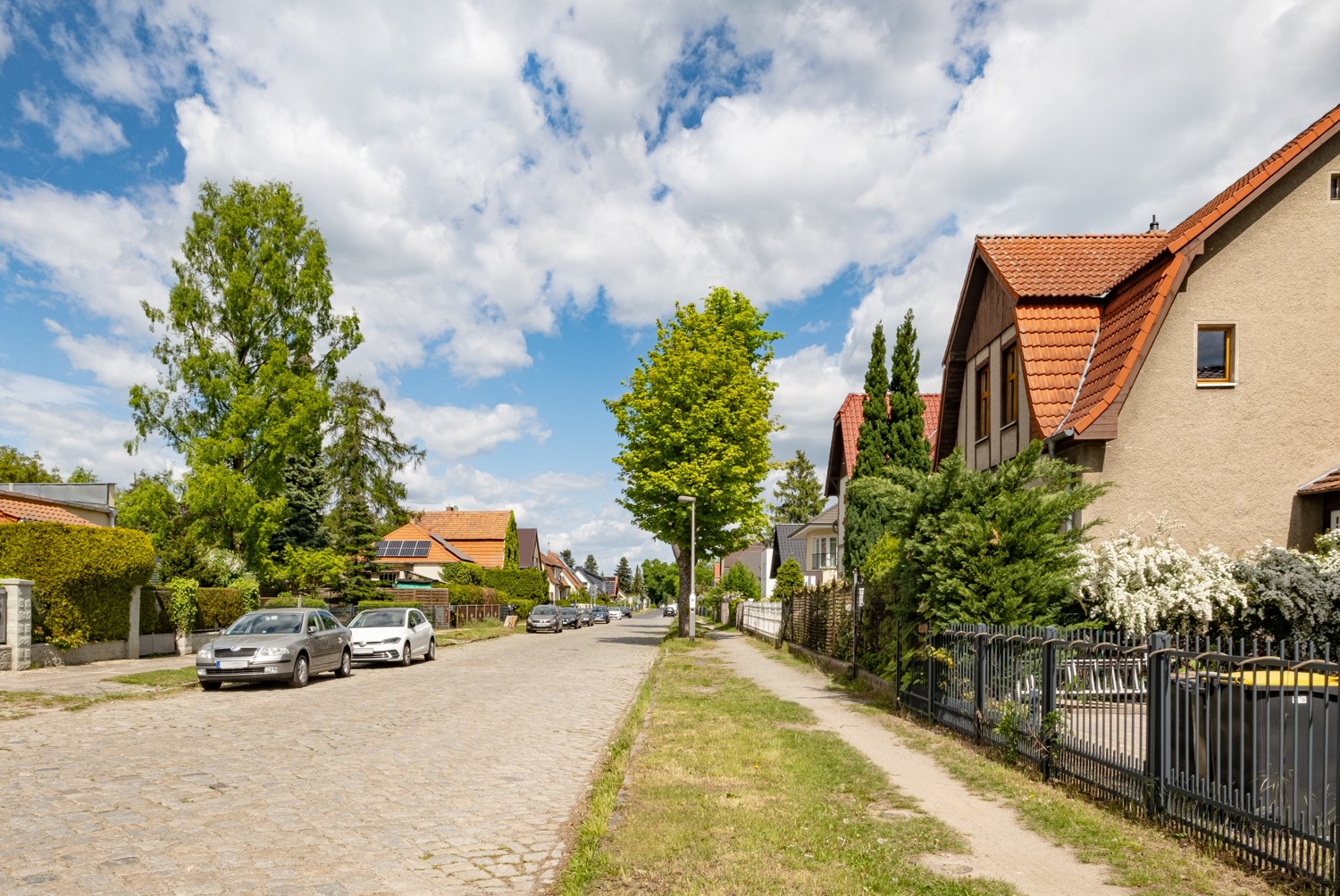 Straßenansicht