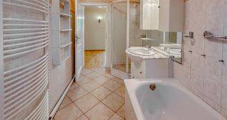 von_poll_real_estate_property_25306023_image_10