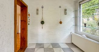 von_poll_real_estate_property_25306023_image_2
