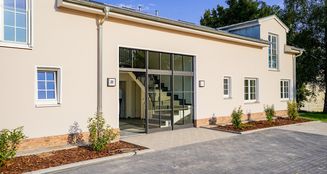 von_poll_real_estate_property_25306027-10_image_1