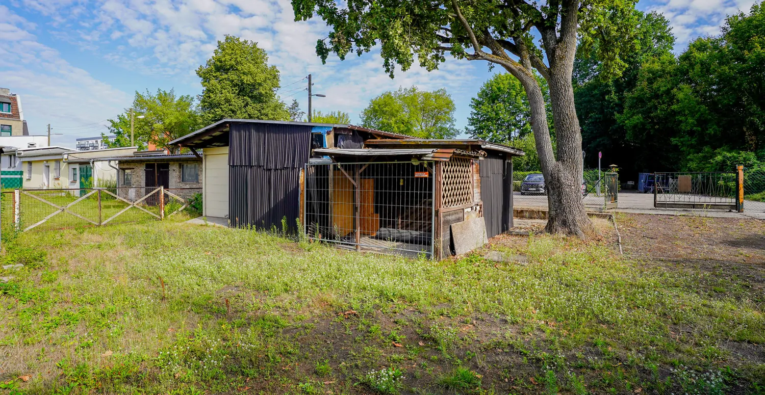 Grundstück von vorne