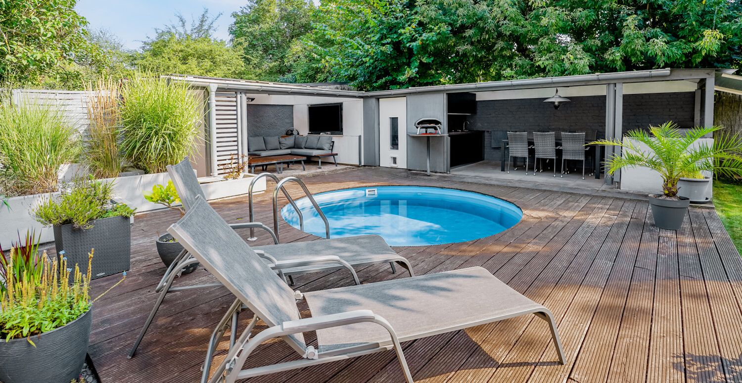 Poolbereich Wohnung 2