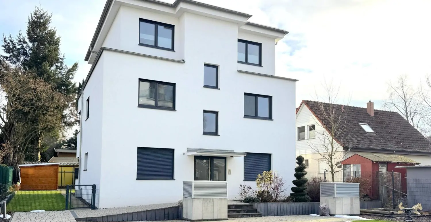 Ihr Luxus-Refugium: Moderne 3-Zimmer-EG-Wohnung mit Privatgarten