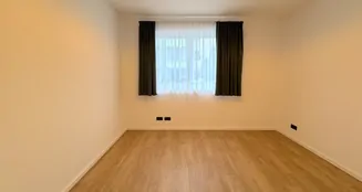 von_poll_real_estate_property_25306047_image_12