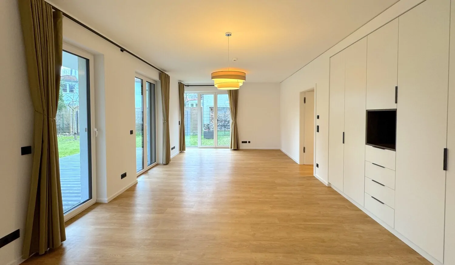 Wohnzimmer und Essbereich