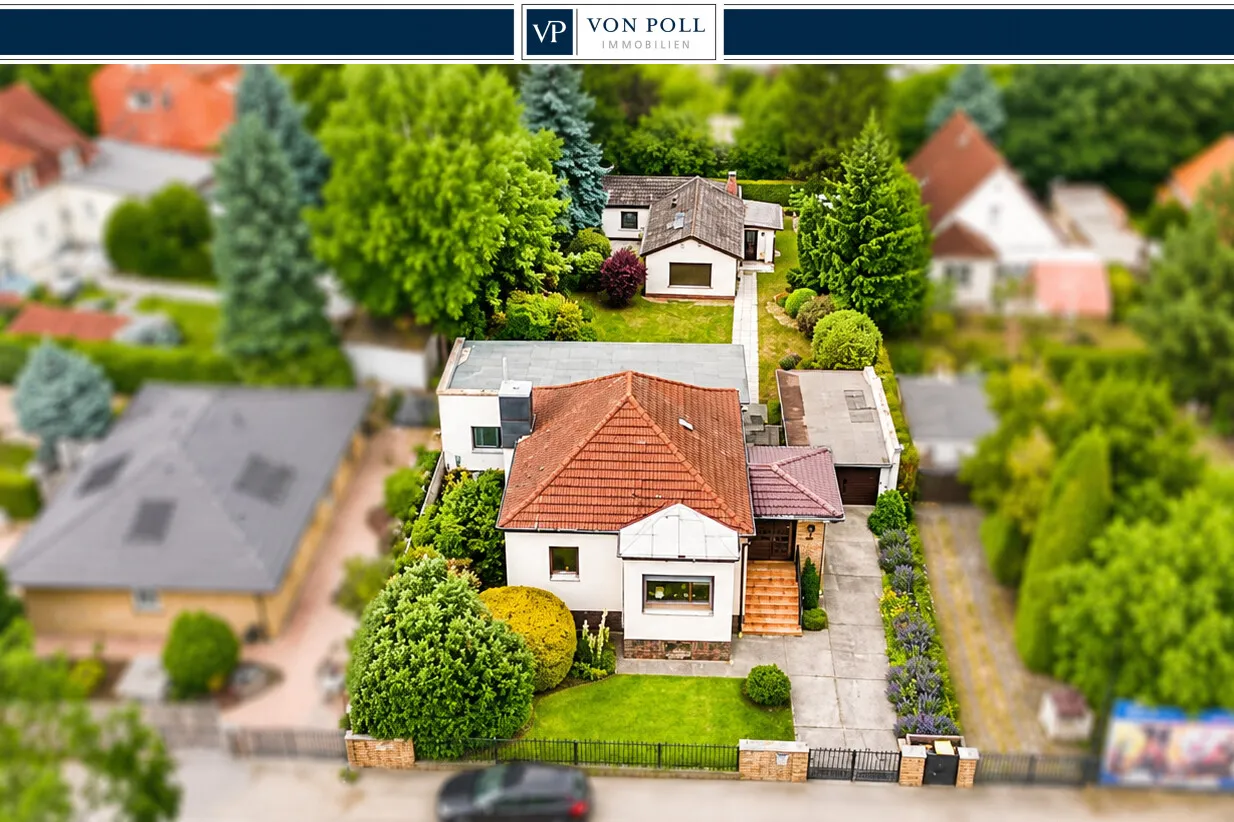 Einfamilienhaus auf großem Grundstück - zusätzlicher Bungalow inklusive