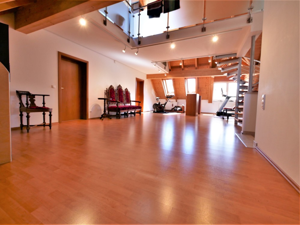 Studio DG II