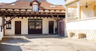 von_poll_real_estate_property_25420003_image_1