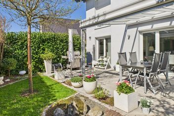 von Poll Immobilien GmbH