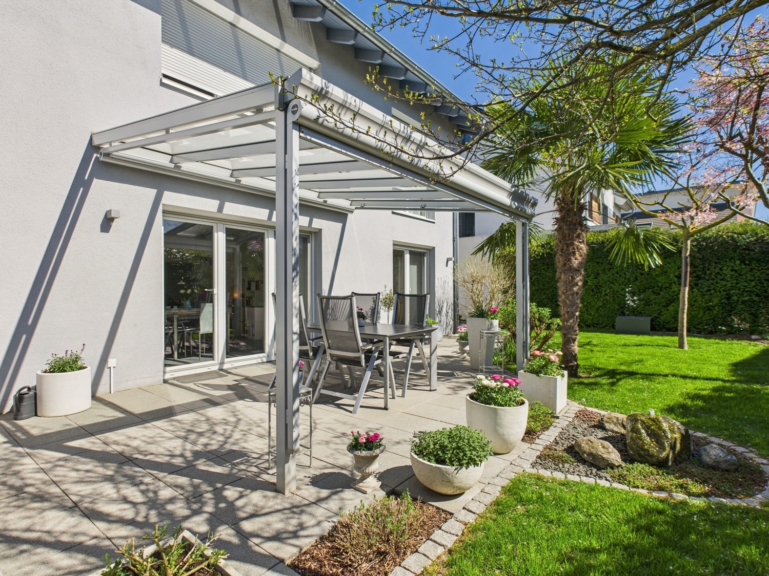 überdachte Terrasse