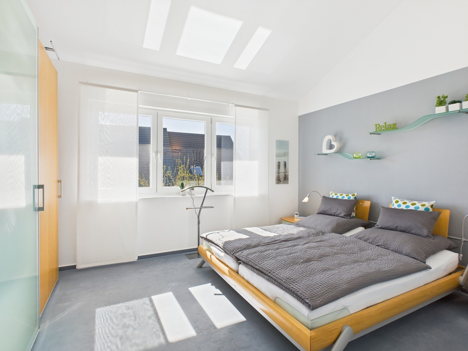 helles Elternschlafzimmer
