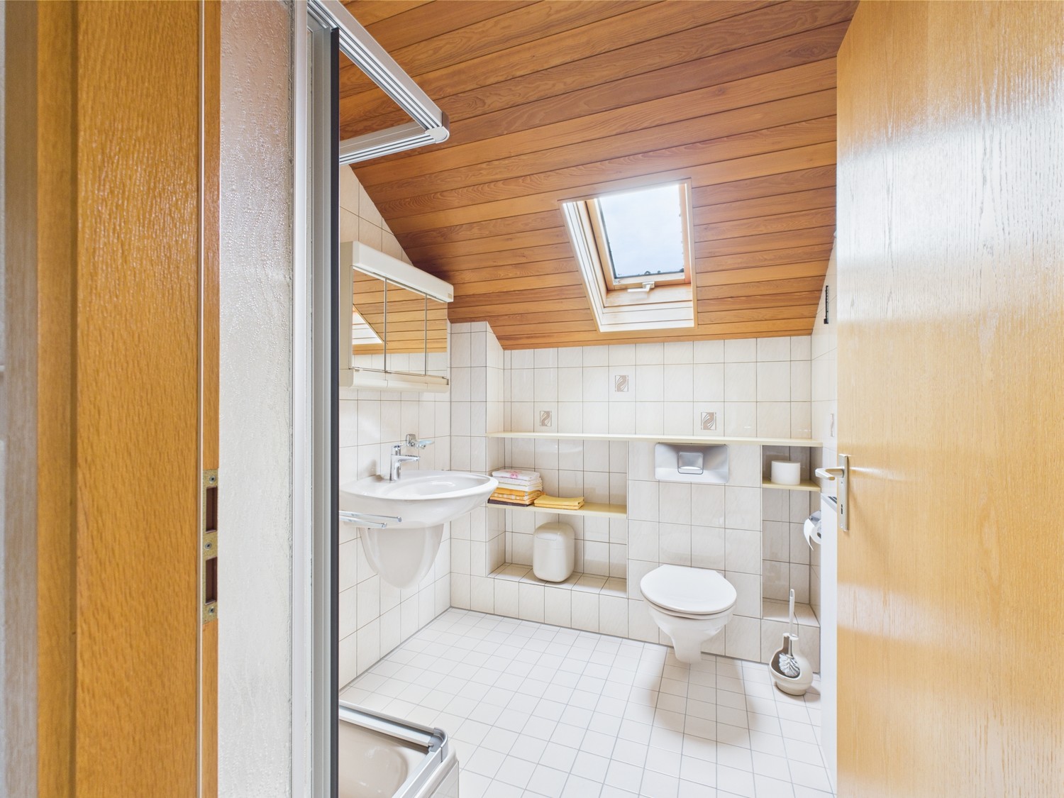 Badezimmer des Gästebereichs