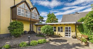 von_poll_real_estate_property_25420015_image_1