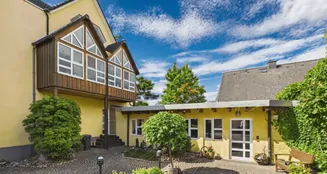 von_poll_real_estate_property_25420015_image_0