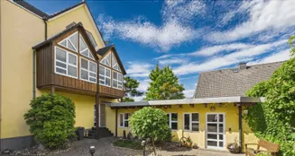 von_poll_real_estate_property_25420015_image_0