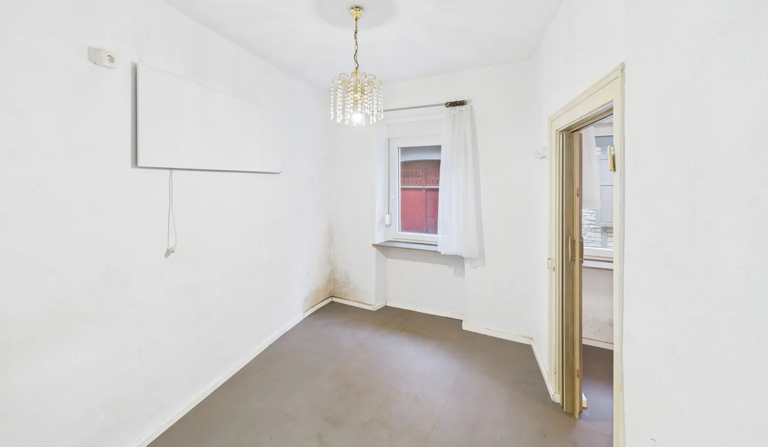 ...Durchgangszimmer...