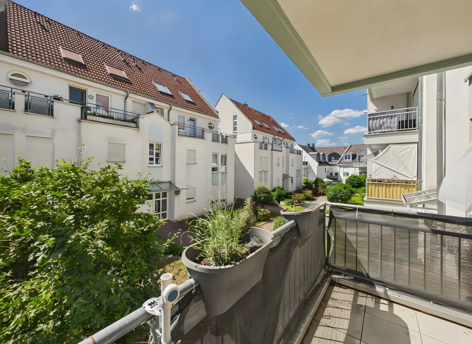 sonniger Balkon