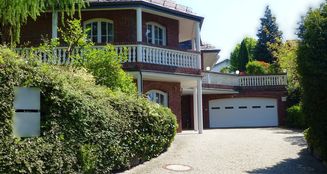 von_poll_real_estate_property_25332009_image_2