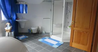 von_poll_real_estate_property_25332009_image_15