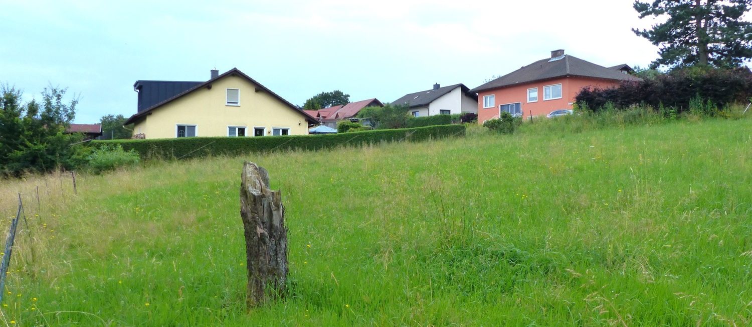 Grundstück