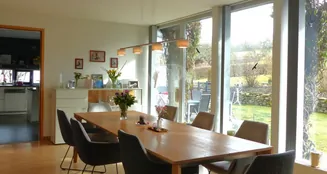 von_poll_real_estate_property_25332005_image_5